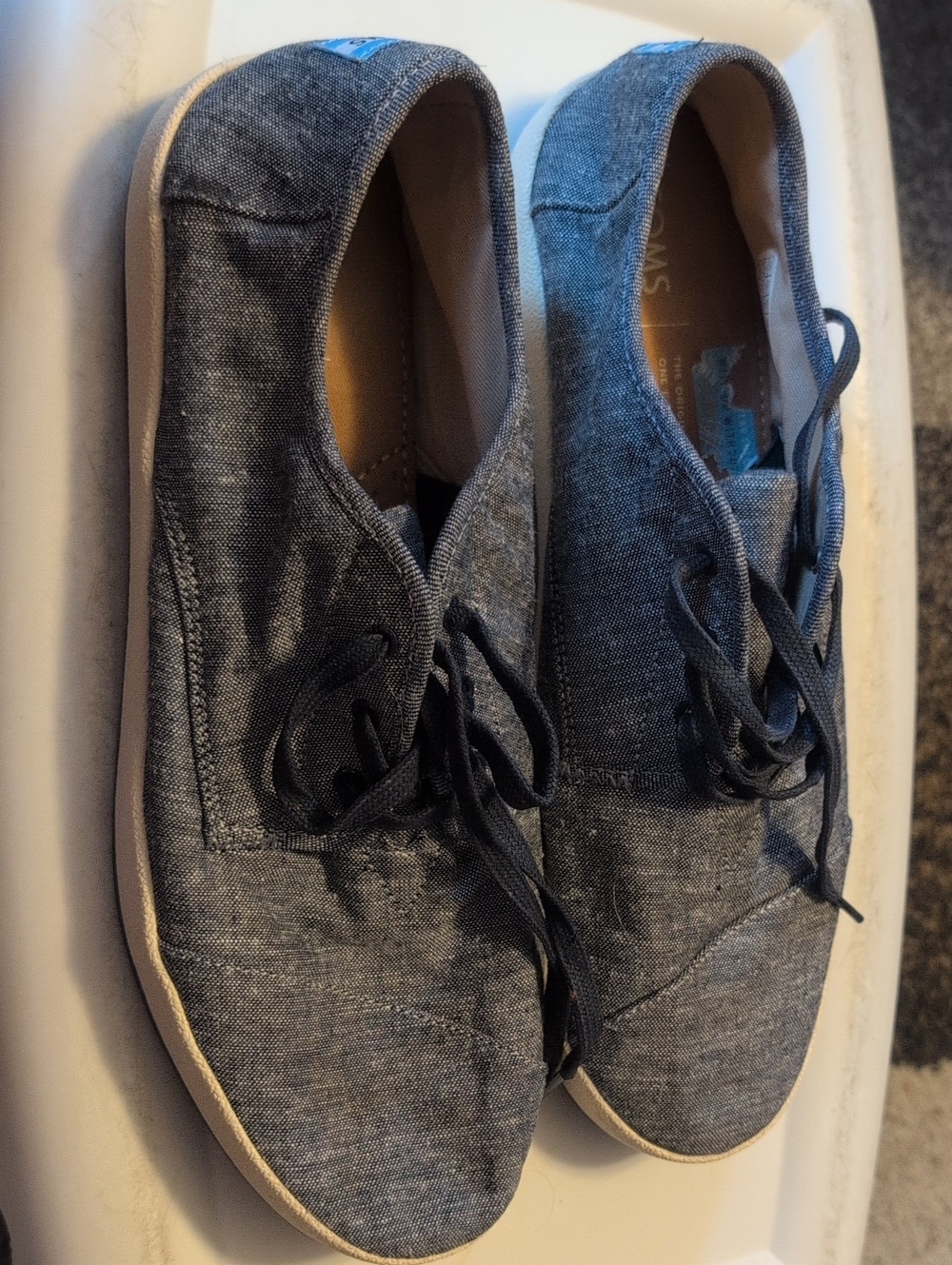 Toms Men's Blue Chambray Lace-Up Sneakers